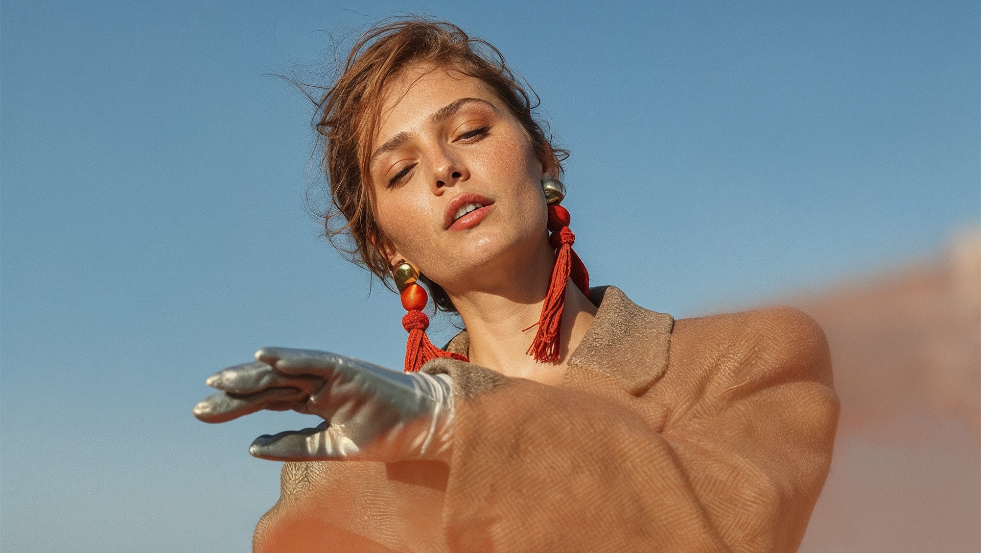 Light Layers for Spring–Summer