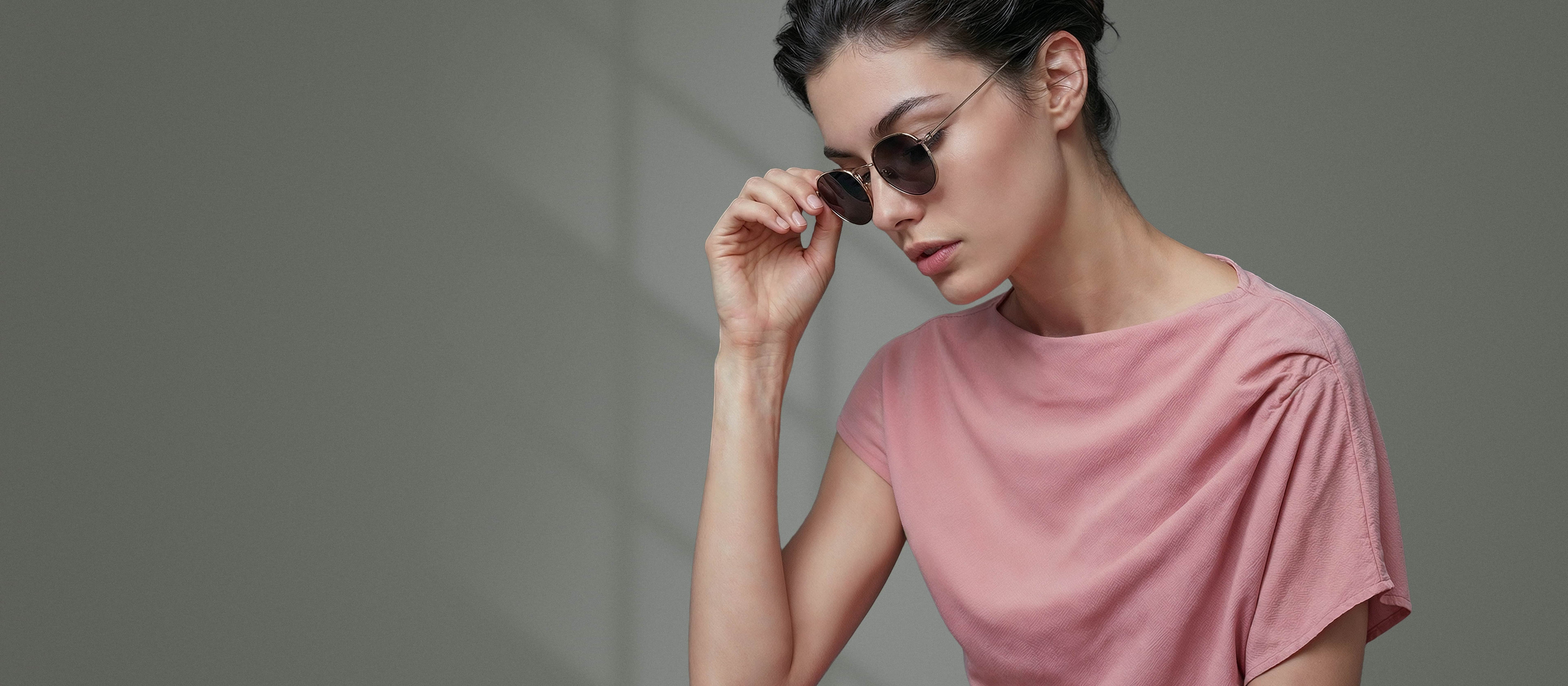 <p>Soft Textures <br/>Everyday Shapes</p>